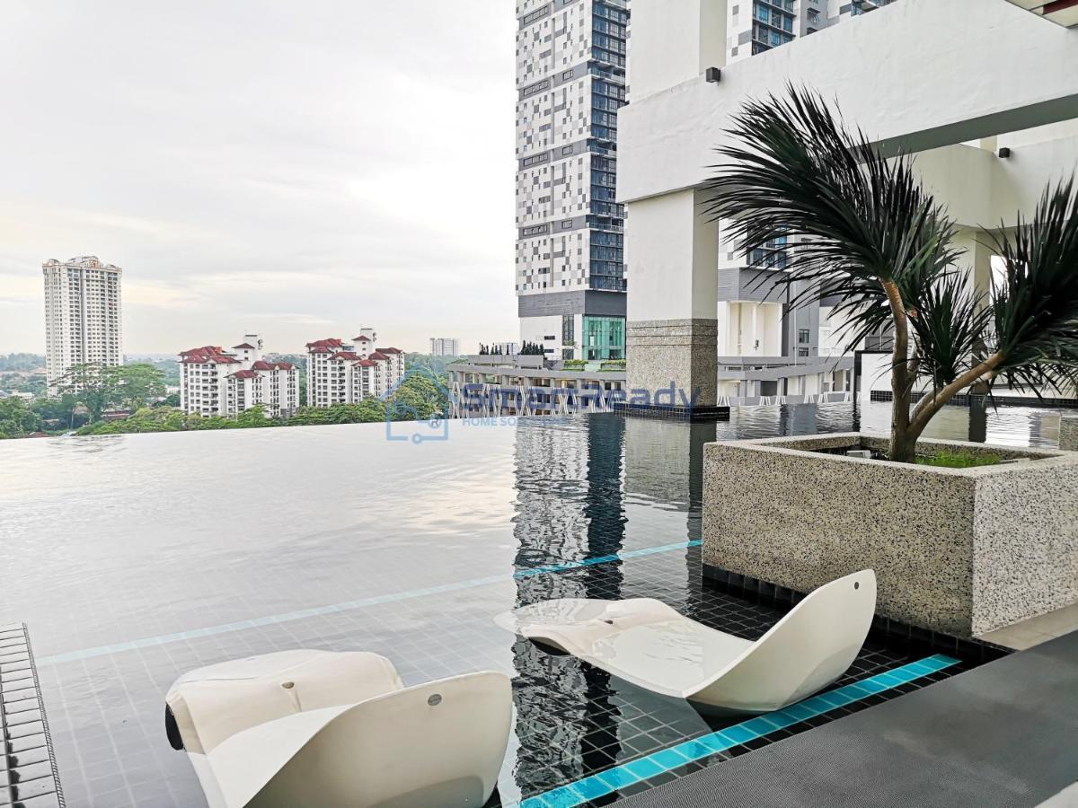 Twin Galaxy Suites By Sr Home Johor Bahru Eksteriør billede